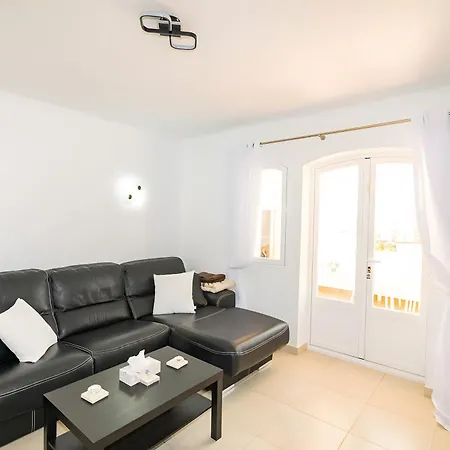 Apartment Ella
