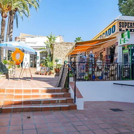 Ella * Nerja